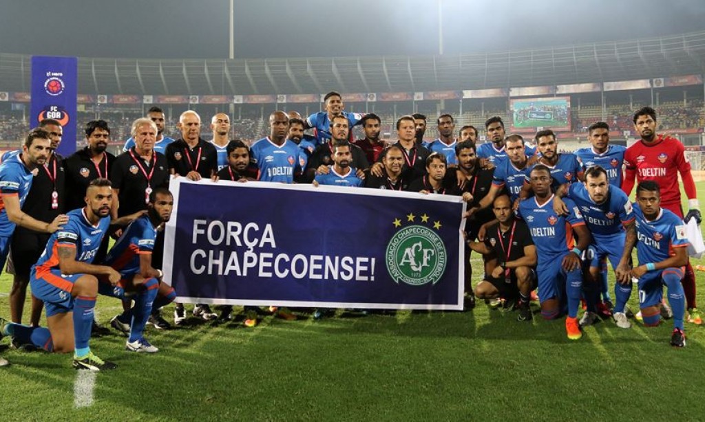 Em sua última partida na temporada, FC Goa faz homenagem a Chapecoense